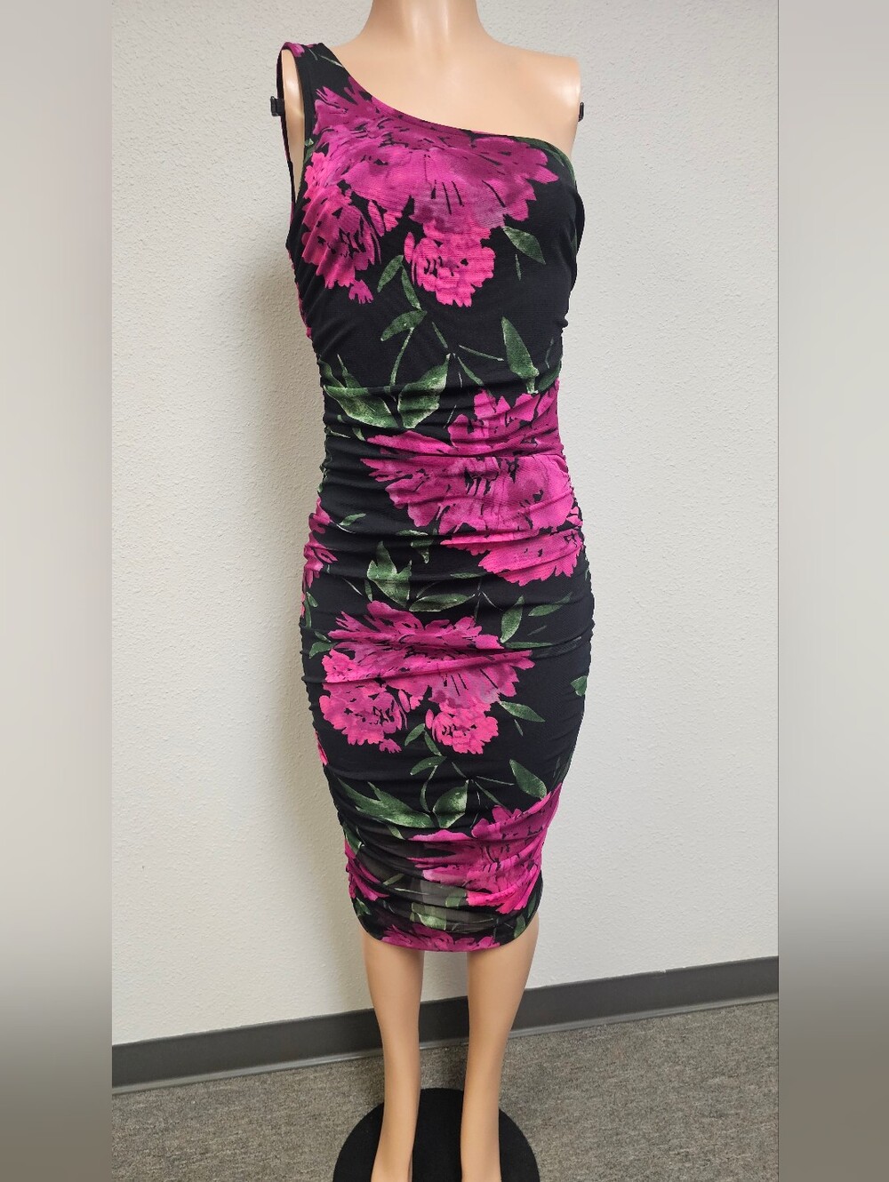 Fuchsia Floral Ruched Midi Dress in Black